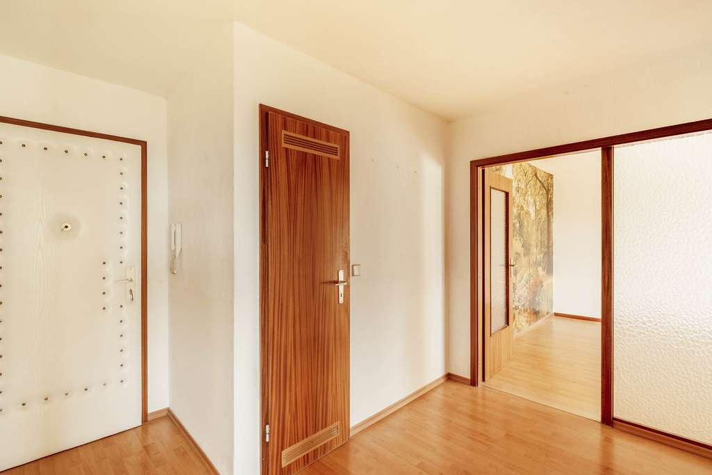 Immobilie in Leimen - Leimen: Barrierefreie 2-Zimmer-Wohnung im 3. Obergeschoss mit Loggia und Tiefgaragenstellplatz - Bild 1