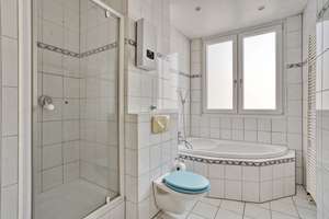 Property thumbnail 6