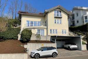 Friesenheim - Exklusives 2-Familien-Traumhaus mit Pool, Garten und herrlichem Ausblick!
 – Die vollständige Adresse der Immobilie erhältst du vom Anbieter., 77948 Friesenheim – Vorschaubild 1