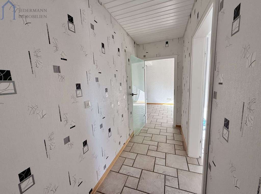 Immobilie in Bilshausen - Zweifamilienhaus mit Wintergarten, Sauna & Garten in Göttingen - Bilshausen! - Bild 4