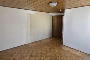Wohnen mit Charakter: Vier-Zimmer-Wohnung in Wiesbaden-Biebrich – Sackgasse 8, 65203 Biebrich, Wiesbaden – Vorschaubild 12