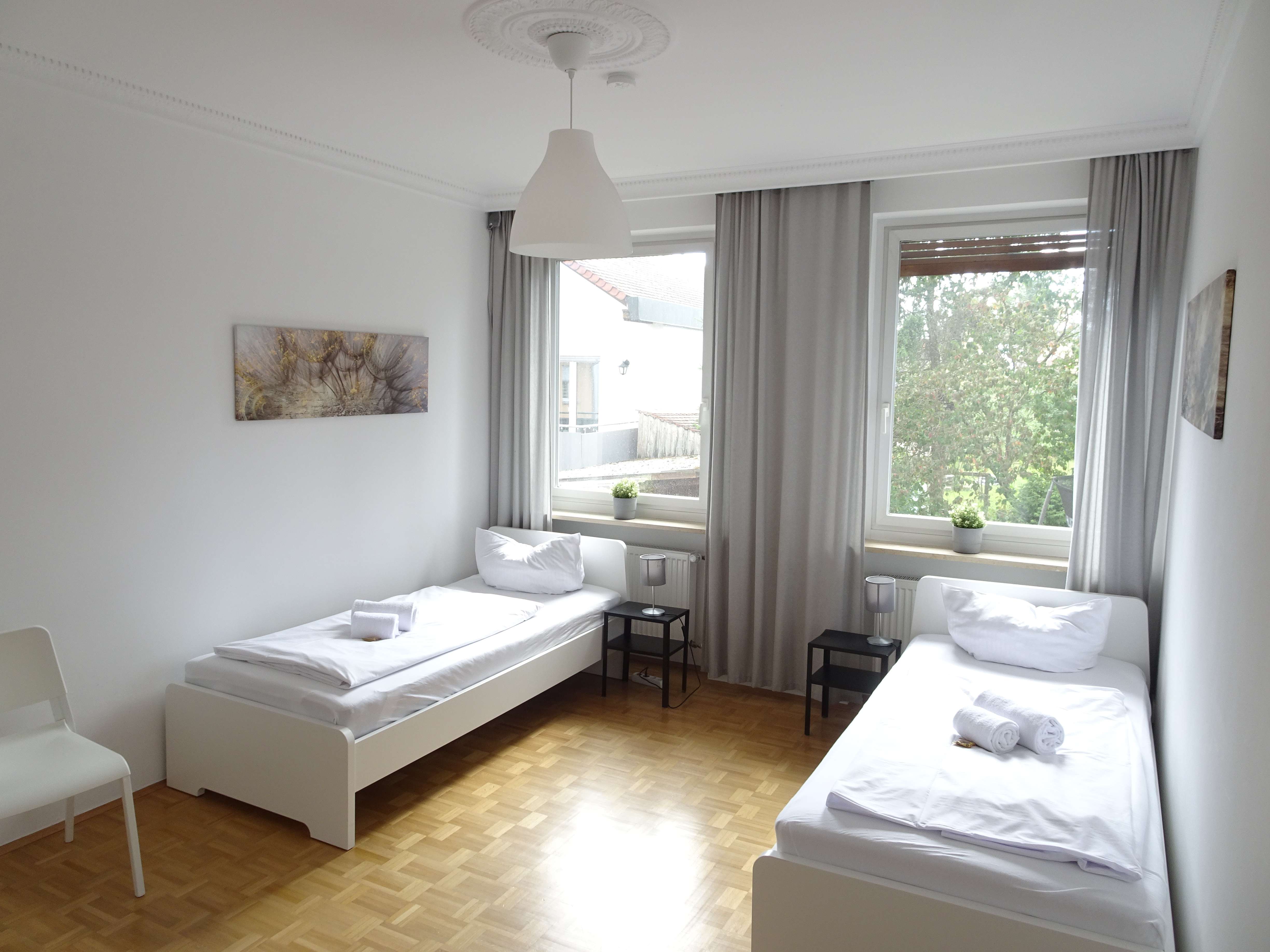 Immobilie in Herzogenaurach - Bungalow mit Wintergarten und Garage im Norden von Herzogenaurach - Bild 5