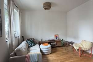 Wohnen mit Charakter: Zweizimmerwohnung in Düsseldorf-Rath – Die vollständige Adresse der Immobilie erhältst du vom Anbieter., 40472 Rath, Düsseldorf – Vorschaubild 2