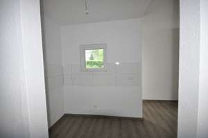 Moderne Erdgeschosswohnung mit Balkon ins Grüne – ab sofort verfügbar – Bürgerallee 4, 42281 Barmen, Wuppertal – Vorschaubild 4