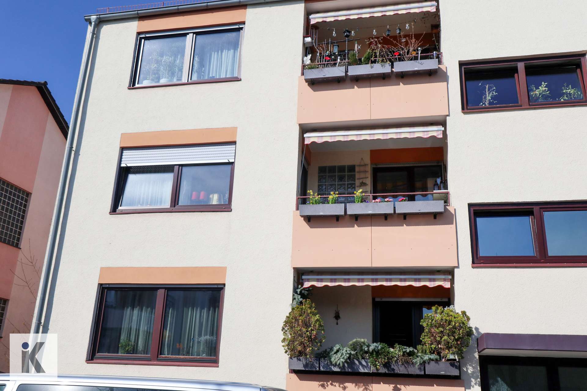 Ruhig gelegene 4-Zimmer-Wohnung mit zwei Balkonen und Stellplatz in Lu-Mundenheim, Ludwigshafen am Rhein – Bild 2