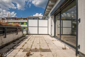 Stilvoll wohnen mit Komfort – hochwertiges Reihenmittelhaus mit Dachterrasse, Garten und zwei Tiefga – Die vollständige Adresse der Immobilie erhältst du vom Anbieter., 71065 Sindelfingen – Vorschaubild 19