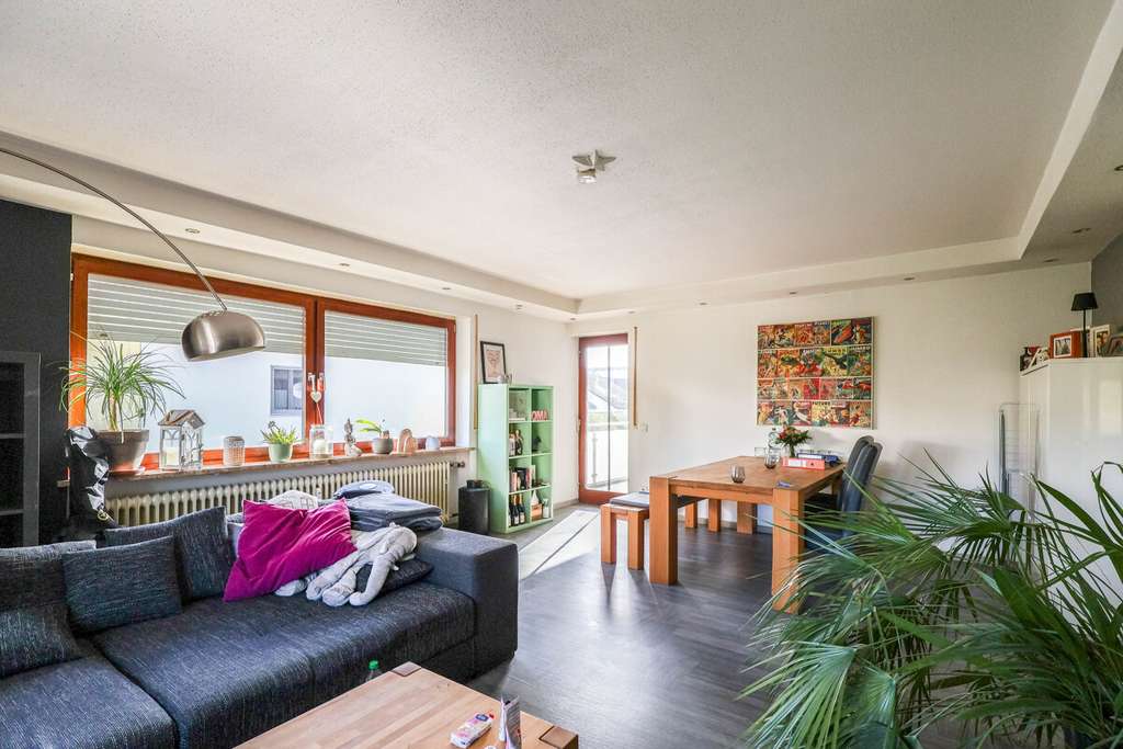 Immobilie in Gaimersheim - Sofort bezugsfreie 4-Zimmer-Wohnung mit Balkon in ruhiger Lage von Gaimersheim! - Bild 4