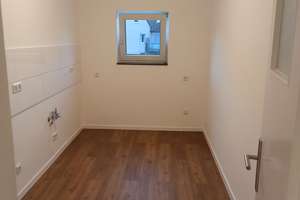 Sanierte 2-Zimmer-Wohnung mit Sonnenbalkon – Die vollständige Adresse der Immobilie erhältst du vom Anbieter., 40468 Unterrath, Düsseldorf – Vorschaubild 5