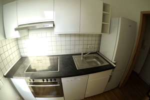 Sehr schöne 2-Zimmer DG Whg, renoviert, möbliert + Einbauküche – Hintere Schöneworth 17, 30167 Nordstadt, Hannover – Vorschaubild 4