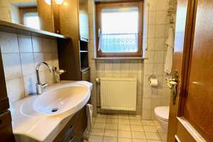 Großzügiges und sehr gepflegtes  Ein-/Zweifamilienhaus mit hübschem Garten, Balkon und Garage in Be – Limesweg 6, 56132 Becheln – Vorschaubild 15