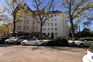 Top Lage!!! Wohnen am Rüdesheimerplatz - freie helle 2 Zimmerwohnung mit viel Potential – Eberbacher Str 3, 14197 Wilmersdorf, Berlin – Vorschaubild 3