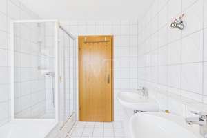 TOP-WOHNLAGE!!! Herrliche Maisonette-Wohnung mit Balkon und Gartenanteil in IN-Gerolfing – Die vollständige Adresse der Immobilie erhältst du vom Anbieter., 85049 West, Ingolstadt – Vorschaubild 10