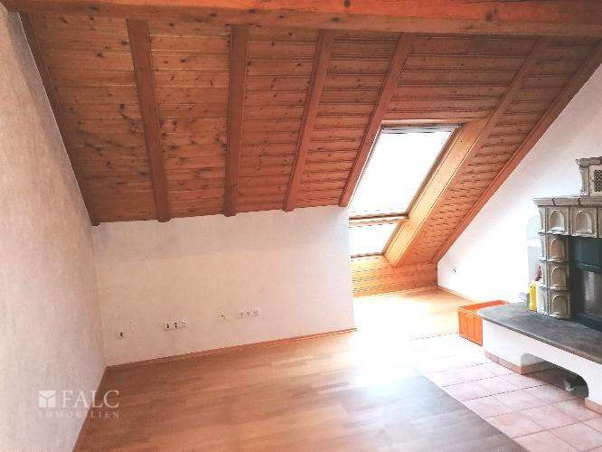 Immobilie in Eichenbühl - --Einfamilienhaus mit Einliegerwohnung mit super Fernsicht-- - Bild 7