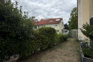 Freundliches Reihenhaus mit Garten, Terrasse und Balkon in Mannheim-Wallstadt – Schilfweg 22, 68259 Wallstadt, Mannheim – Vorschaubild 5