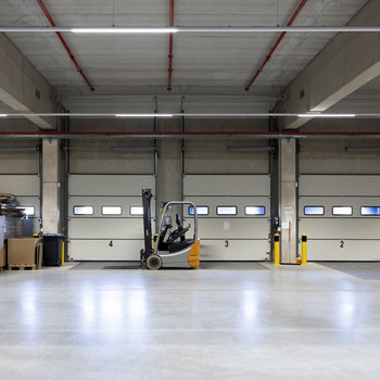 Light-Industrial-Park | Rampen & ebenerdig | 12m UKB | WGK 3