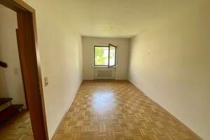 Von Privat: Reihenmittelhaus in begehrter Lage von Wiesbaden-Nordost – Blick auf den Neroberg – Platter Straße 110 A, 65193 Nordost, Wiesbaden – Vorschaubild 7