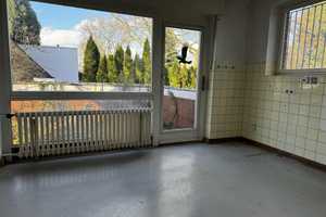 Freistehendes Einfamilienhaus mit Garage und Garten – Krefeld – Vorschaubild 4