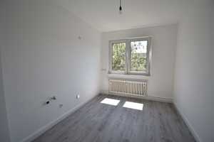 Direkt am Marktplatz! Renovierte 2-Zimmer-Whg mit Balkon in DU-Beeck – Marktplatz 14, 47139 Duisburg – Vorschaubild 5