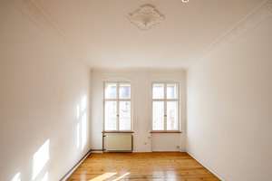 3-Zimmer-Wohnung mit Balkon im schönen Altbau – stilvolle Kapitalanlage in hervorragender Lage! – Freiligrathstraße 11, 10967 Kreuzberg, Berlin – Vorschaubild 16