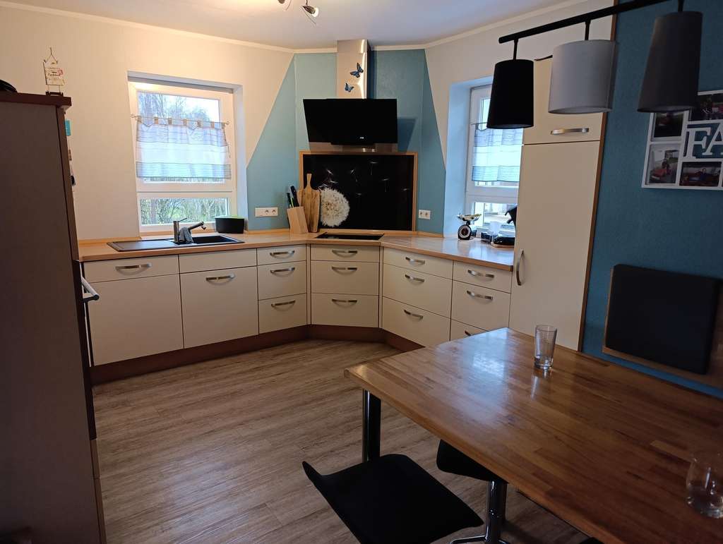 Immobilie in Kastellaun - Energetisch saniertes Einfamilienhaus in Top-Lage - Bild 1