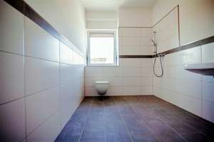Single-Wohnung mit Einbauküche und Terrasse in zentraler Lage inkl. Service – 44309 Brackel (Ortsteil), Dortmund – Vorschaubild 3