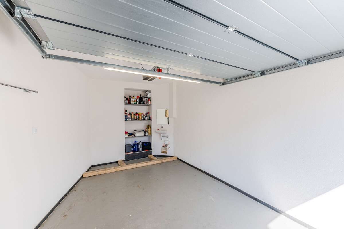 Immobilie in Hilzingen - Stilvoll saniert! 
Doppelhaushälfte mit zwei Wohneinheiten - Bild 8