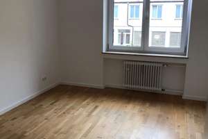 Top Lage Schwabing-West: Schöne 2,5-Zimmer-Wohnung mit Balkon – Römerstraße 16a, 80801 Neuschwabing, München – Vorschaubild 9
