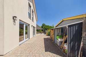 - Wohntraum - KfW-70-Haus mit Kamin, PV-Anlage und 927 m² Grundstück in Ruhiger Lage von Echzell – Die vollständige Adresse der Immobilie erhältst du vom Anbieter., 61209 Echzell – Vorschaubild 8