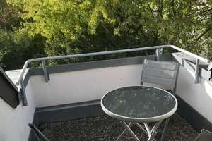 Zentral gelegene 2-Zimmer-Maisonettenwohnung mit Balkon und Tiefgaragenplatz in Stuttgart-Vaihingen – Möhringer Landstraße 43, 70563 Vaihingen-Mitte, Stuttgart – Vorschaubild 3