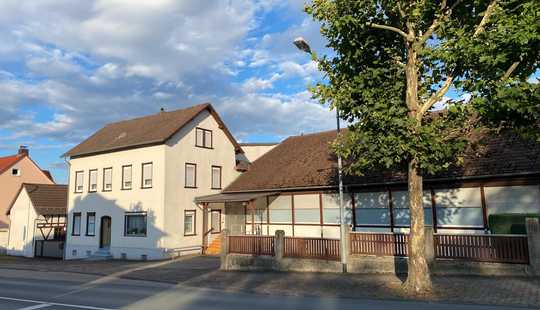 Bild von ***Friedrichsdorf, Großes Grundstück mit Wohnhaus, Garagen Garten & Nebengebäude in Top-Lage ***
