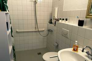 Helle 2 Zimmer Wohnung mit Terrasse und Garten in Süd-Ausrichtung in Köln-Gremberg – Köln – Vorschaubild 2