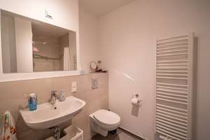 Moderne 2-Zimmer-Wohnung mit Terrasse – Die vollständige Adresse der Immobilie erhältst du vom Anbieter., 93051 Großprüfening-Dechbetten-Königswiesen, Regensburg – Vorschaubild 8