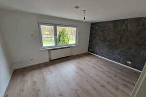 Stilvolle 3-Raum-Wohnung mit gehobener Innenausstattung mit EBK in Köln Lind – Linder Mauspfad 117, 51147 Köln – Vorschaubild 6