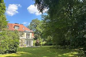 Charmantes Einfamilienhaus in München-Harlaching mit herrlichem Garten