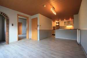 *Ruhige Lage*Sackgassenlage* Einbauküche*Scheune*Carport *überdachte Terrasse*Top Verkehrsanbindung – Leer (Kreis) – Vorschaubild 11