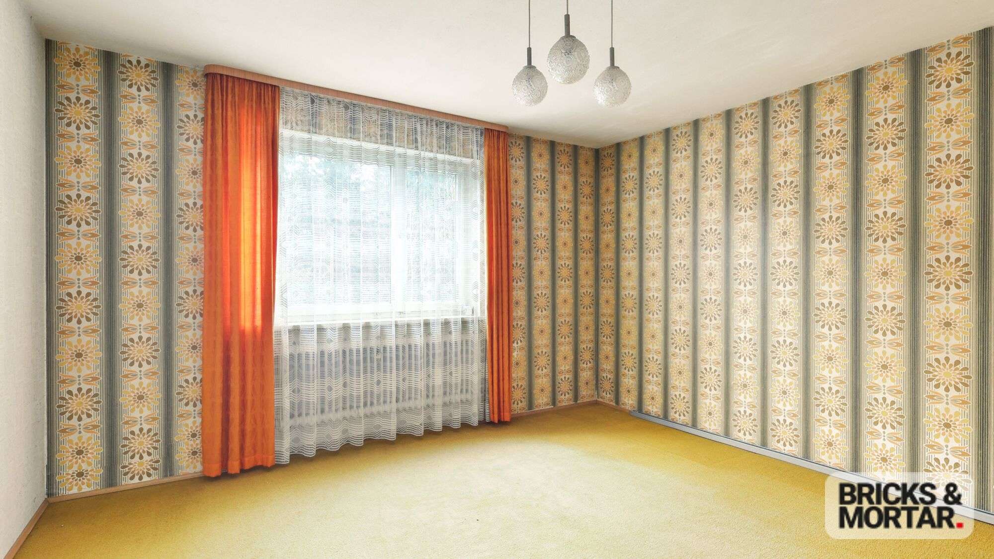 Immobilie in Zusmarshausen - Ortsrandlage - Renovierungsbd.  Ein-, Zweifamilien- oder Mehrgenerationenhaus mit großem Grundstück - Bild 7