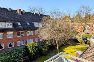 Charmante Dachgeschosswohnung mit sonnigem Balkon - keine Käufercourtage! – Nydamer Weg 3, 22145 Rahlstedt, Hamburg – Vorschaubild 5