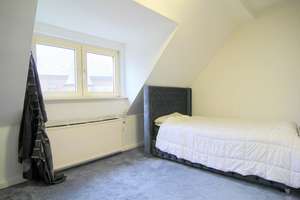 Vermietete 2-Zimmer Dachgeschosswohnung in zentraler Lage von Düsseldorf-Oberbilk – Die vollständige Adresse der Immobilie erhältst du vom Anbieter., 40225 Stadtmitte, Düsseldorf – Vorschaubild 10