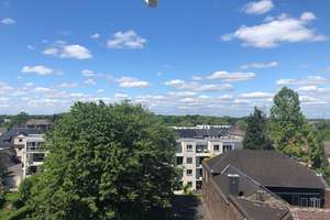 Moderne 4,5-Zimmer-Maisonettewohnung mit Galerie, Designbädern und traumhaftem Weitblick – Böckenhoffstraße 11, 46236 Stadtmitte, Bottrop – Vorschaubild 28