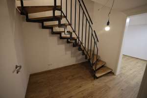 Erstbezug Geräumiges 5-Zimmer-Reihenhaus mit Garten, EBK, CarPort – Lohhofer Straße 10, 90453 Krottenbach, Mühlhof, Nürnberg – Vorschaubild 13