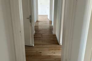 Sanierter und ruhiger Altbau: 3-Zimmer-Wohnung 125qm in Düsseldorf-Bilk – 40223 Bilk, Düsseldorf – Vorschaubild 8