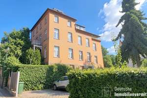 Kapitalanlage: 3 Wohnungen und ein Gewerbe als Paket in gepflegtem 6-Familienhaus