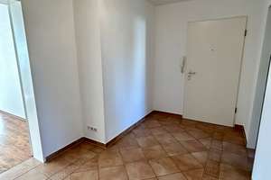 Attraktive und gepflegte 2-Zimmer-Wohnung mit Balkon und TG-Stellplatz – 81927 Johanneskirchen, München – Vorschaubild 13