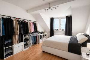 -I| SONNENBALKON || Tolle Mansarde in Düsseltal || WOHNEN IM FH-VIERTEL |I- – Münsterstraße 279, 40470 Düsseltal, Düsseldorf – Vorschaubild 5