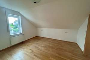 Großzügiges Einfamilienhaus (7 Zim., 230 m²) mit Kaiserberge-Blick, Glasfaser, 3 Bädern & Kachelofen – Die vollständige Adresse der Immobilie erhältst du vom Anbieter., 73527 Schwäbisch Gmünd – Vorschaubild 10