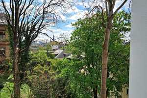 Topp-Lage Nerotal in Wiesbaden. 
Vermietete 2,5 Zimmerwohnung mit Blick über die Stadt – Wiesbaden – Vorschaubild 4