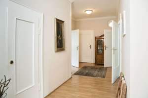Repräsentative Villa in Taucha zu vermieten – Die vollständige Adresse der Immobilie erhältst du vom Anbieter., 4425 Taucha – Vorschaubild 21