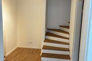 Wunderschöne Penthouse Maisonette Wohnung in Südstadt SEHR HELL/ EBK / SAUNA  – Quirinstraße 11-13, 50676 Altstadt/Süd, Köln – Vorschaubild 10