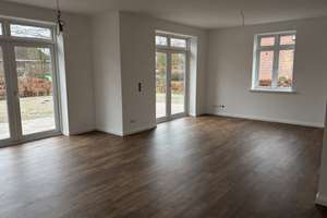 Der Natur so nahe: Großzügiges Einfamilienhaus mit 6 Zimmern - ERSTBEZUG – Dorfstraße 48, 24790 Ostenfeld (Rendsburg) – Vorschaubild 5