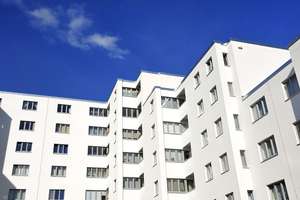 Große 2-Zimmerwohnung in der Gropiusstadt – Feuchtwangerweg 9, 12353 Gropiusstadt, Berlin – Vorschaubild 2